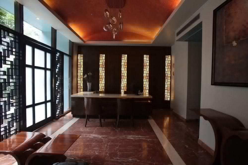 Justa Mg Road Hotel Bangalore Eksteriør billede