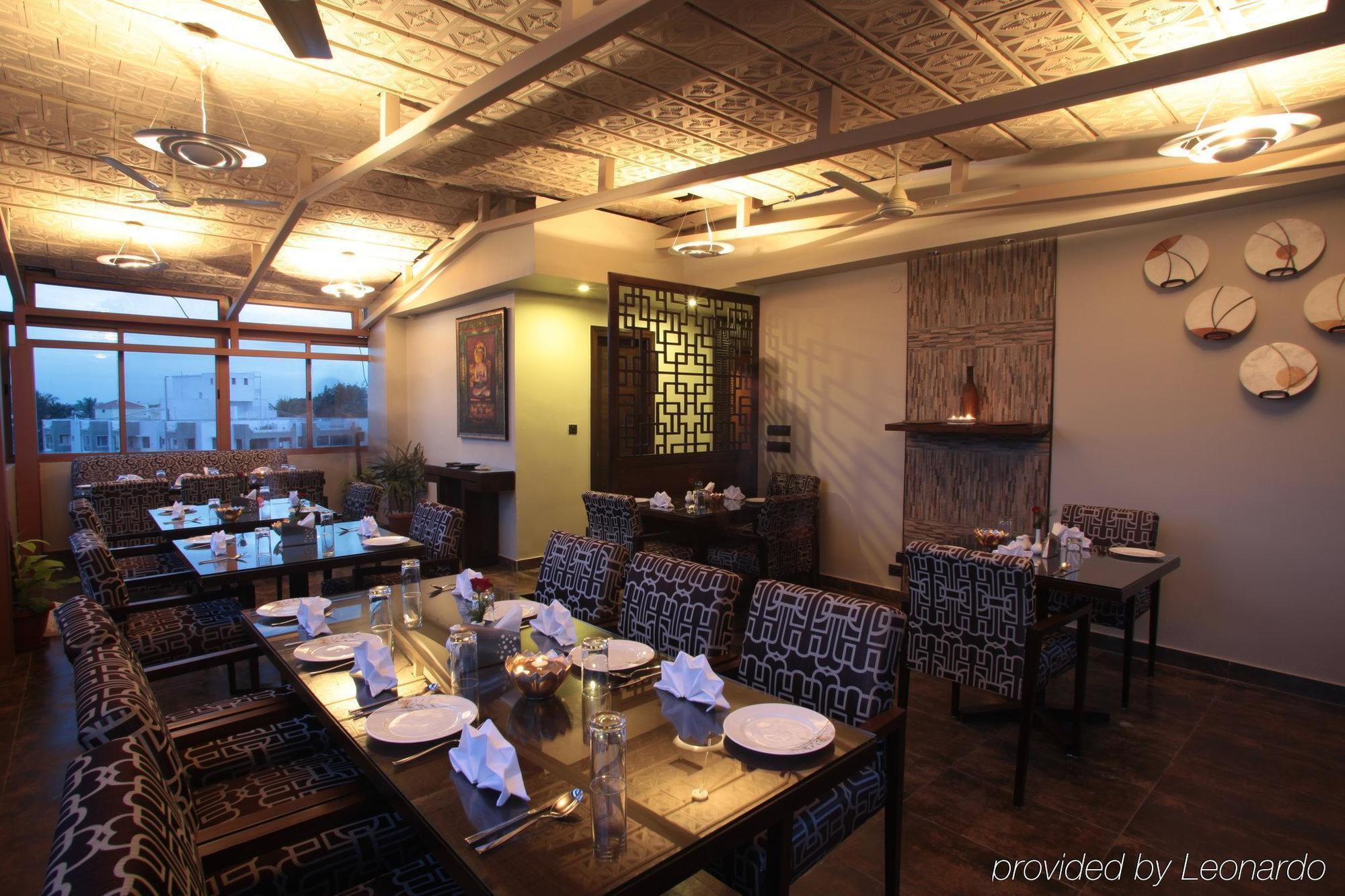 Justa Mg Road Hotel Bangalore Restaurant billede